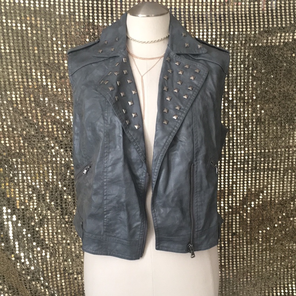 ⭐️Offer⭐️ Leather jacket